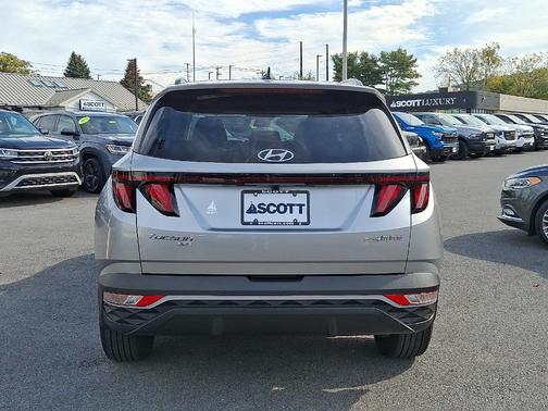 2024 Hyundai TUCSON Hybrid Blue