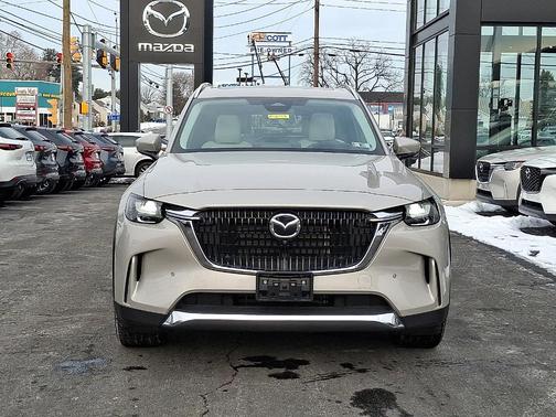 2024 Mazda CX-90 PHEV Premium Plus