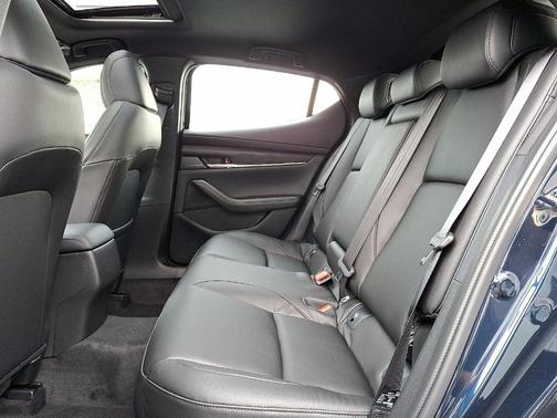 2025 Mazda Mazda3 FWD w/Preferred Package
