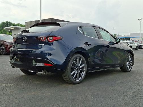 2025 Mazda Mazda3 FWD w/Preferred Package