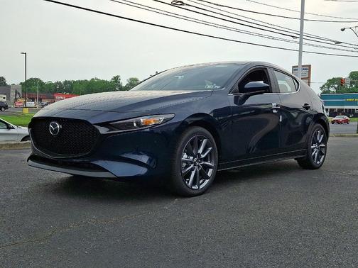 2025 Mazda Mazda3 FWD w/Preferred Package