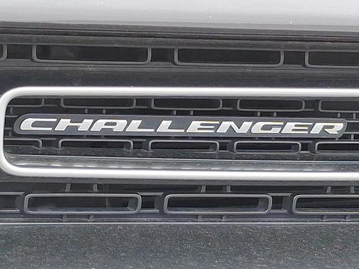 Pitch Black Clearcoat 2019 Dodge Challenger GT
