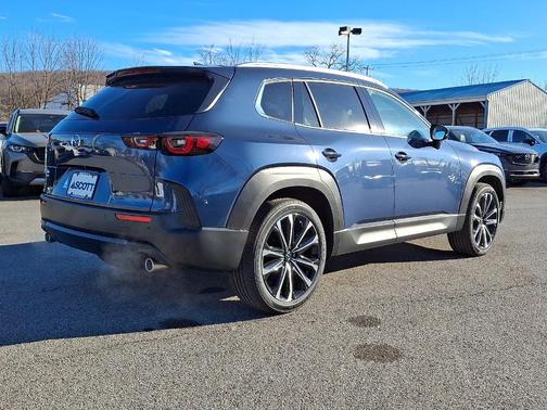 2026 Mazda CX-50 Premium