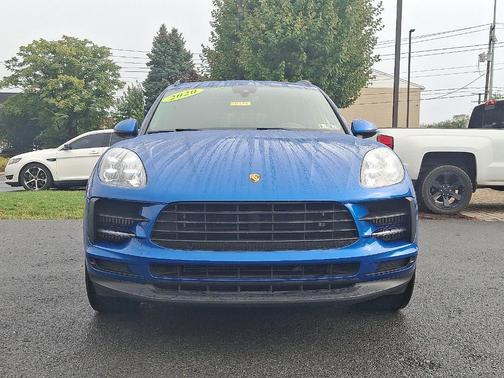 2020 Porsche Macan S