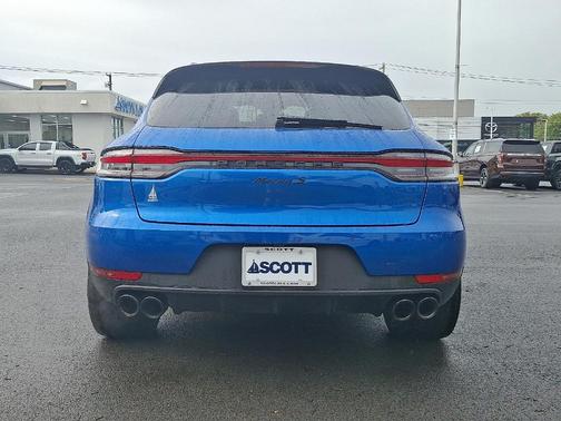 2020 Porsche Macan S