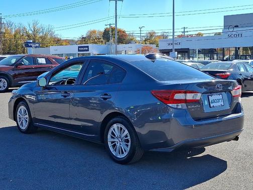 2018 Subaru Impreza 2.0i Premium