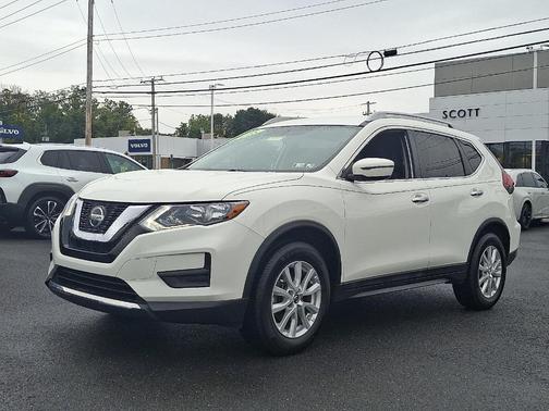 2018 Nissan Rogue SV