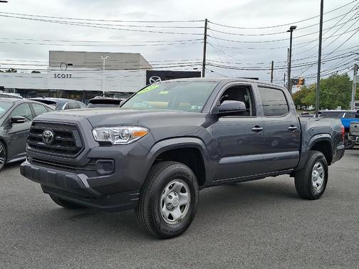 2022 Toyota Tacoma SR