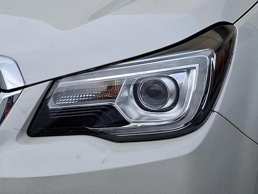 2018 Subaru Forester 2.5i Touring