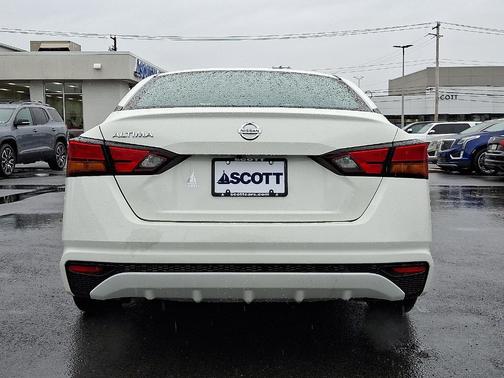 2022 Nissan Altima 2.5 S