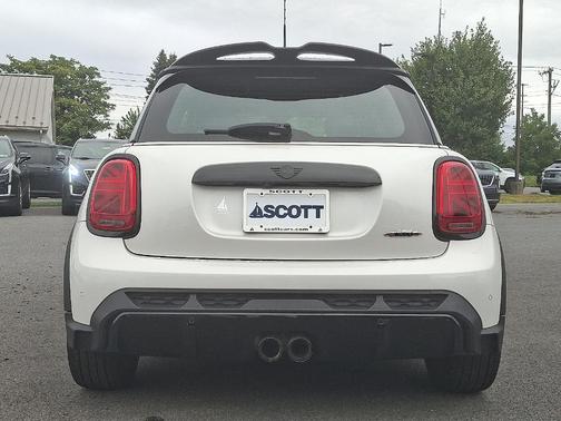 2023 MINI Hardtop John Cooper Works Classic