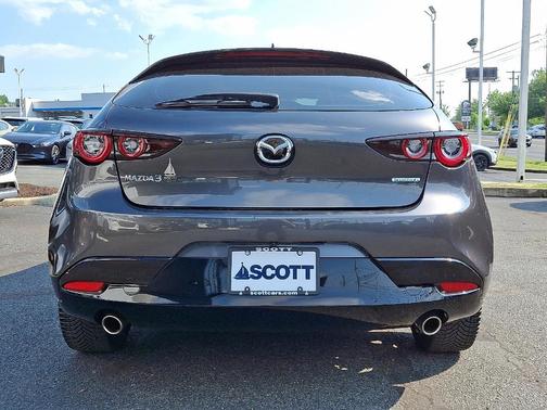 2022 Mazda Mazda3 FWD w/Premium Package