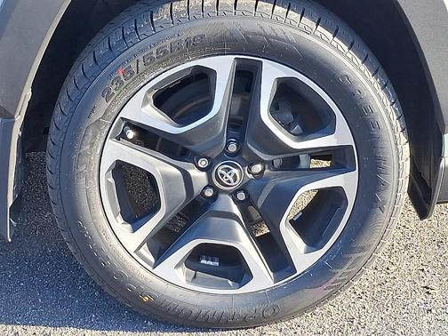 2019 Toyota RAV4 Adventure