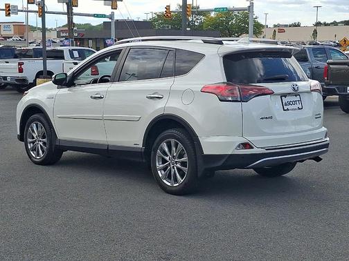 Blizzard Pearl 2018 Toyota RAV4 Hybrid Limited