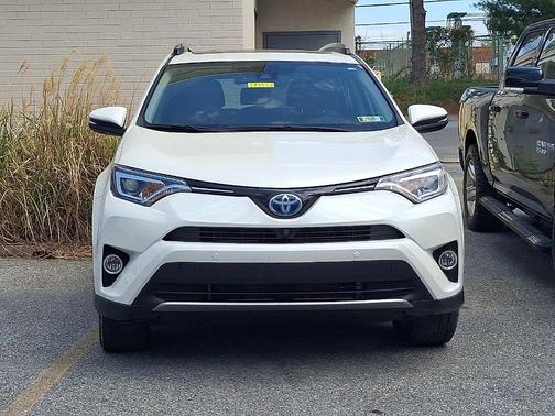 Blizzard Pearl 2018 Toyota RAV4 Hybrid Limited