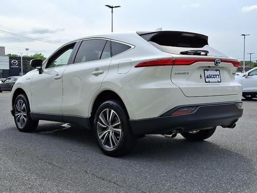 2021 Toyota Venza LE
