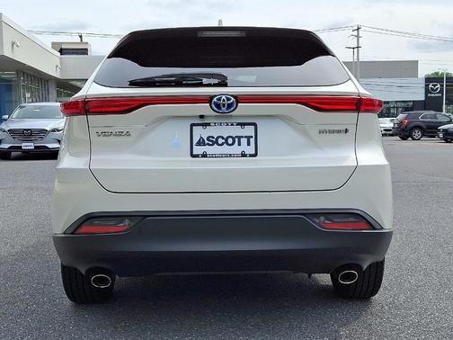 2021 Toyota Venza LE
