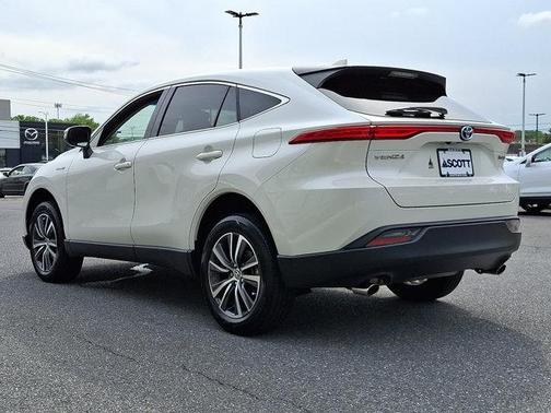 2021 Toyota Venza LE