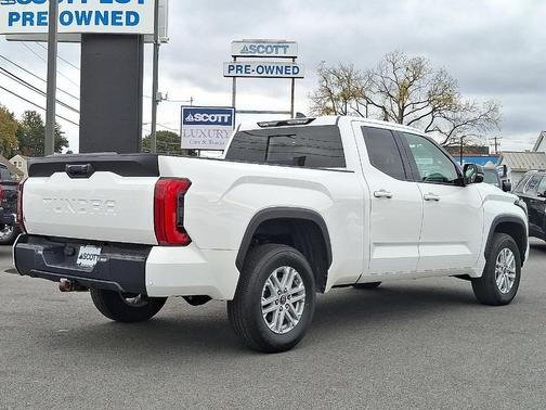 2022 Toyota Tundra SR5