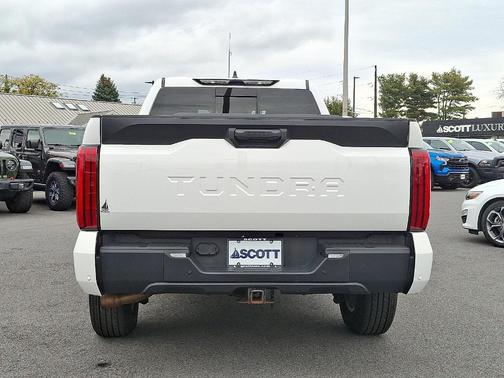 2022 Toyota Tundra SR5