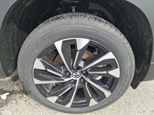 2026 Mazda CX-50 Premium Plus