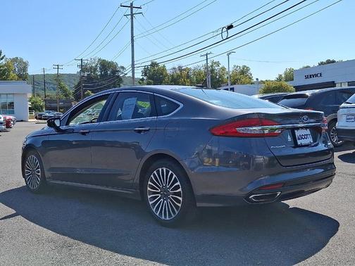 2017 Ford Fusion SE