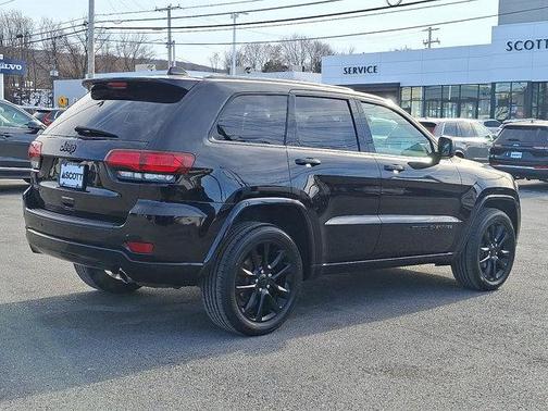 2020 Jeep Grand Cherokee Altitude