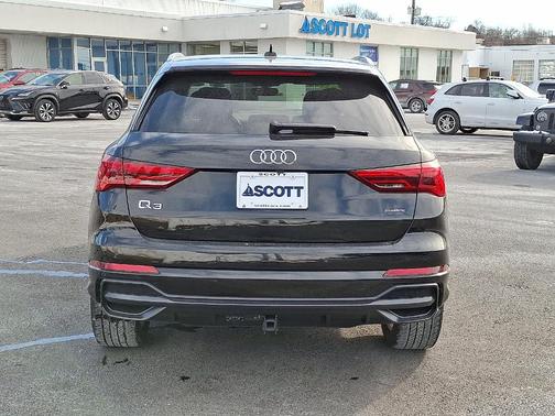 2022 Audi Q3 45 S line Premium Plus