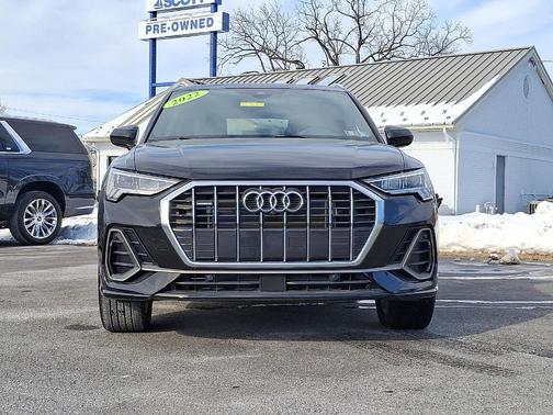 2022 Audi Q3 45 S line Premium Plus