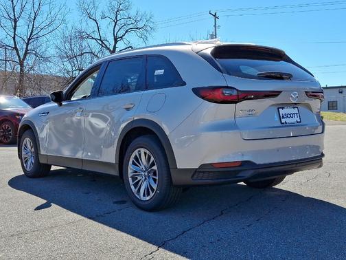 2025 Mazda CX-90 PHEV Preferred Package