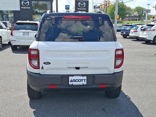 Oxford White 2023 Ford Bronco Sport Outer Banks