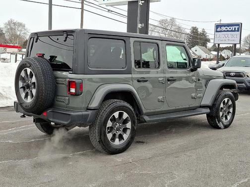2022 Jeep Wrangler Unlimited Sahara