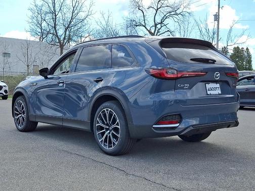 2025 Mazda CX-70 PHEV Premium Package