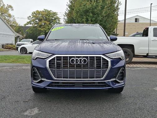 2024 Audi Q3 45 S line Premium