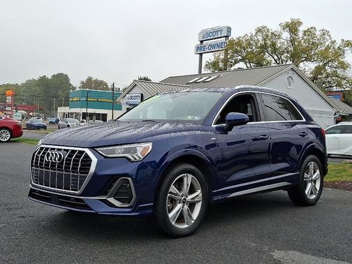 2024 Audi Q3 45 S line Premium