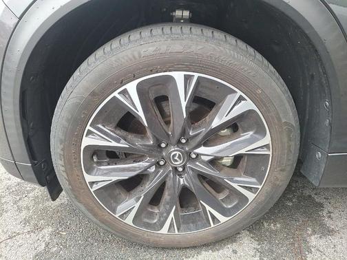 2024 Mazda CX-90 PHEV Premium Plus