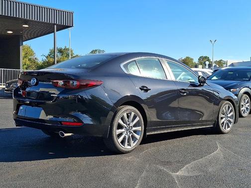 2025 Mazda Mazda3 FWD w/Preferred Package