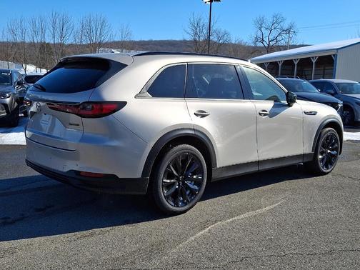 2026 Mazda CX-90 Premium