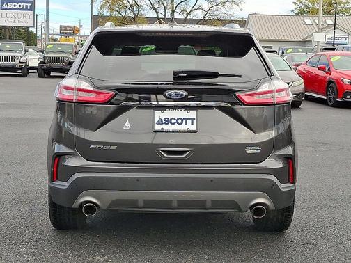 2020 Ford Edge SEL
