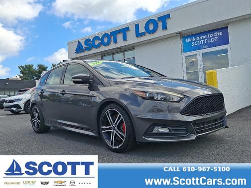 2018 Ford Focus ST Base