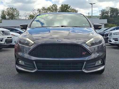 2018 Ford Focus ST Base