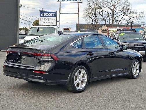2023 Honda Accord LX