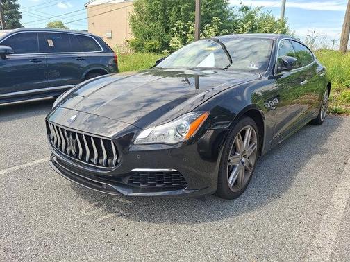 Nero 2017 Maserati Quattroporte S Q4 GranLusso