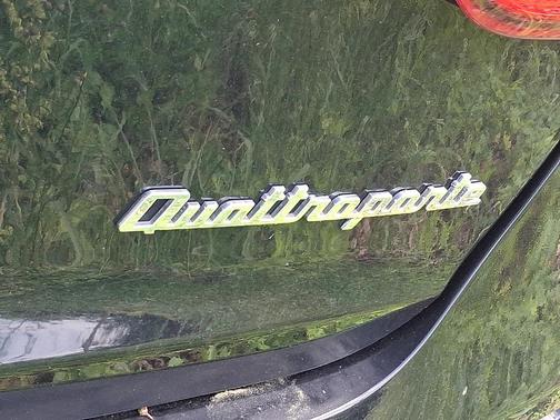 Nero 2017 Maserati Quattroporte S Q4 GranLusso