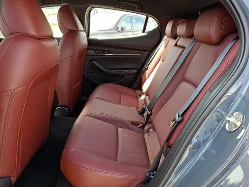 2026 Mazda Mazda3 2.5 S Carbon Edition