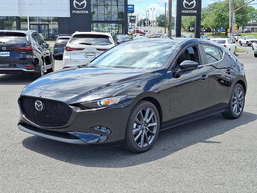 2024 Mazda Mazda3 FWD w/Preferred Package