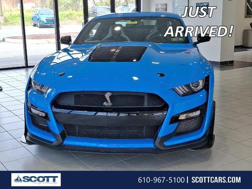 Grabber Blue 2022 Ford Shelby GT500 Base