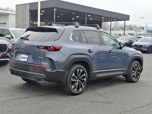 2025 Mazda CX-50 PLUS PACKAGE