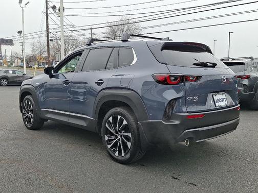 2025 Mazda CX-50 PLUS PACKAGE