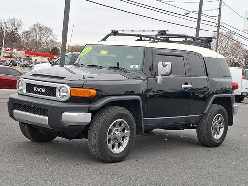 2011 Toyota FJ Cruiser Base